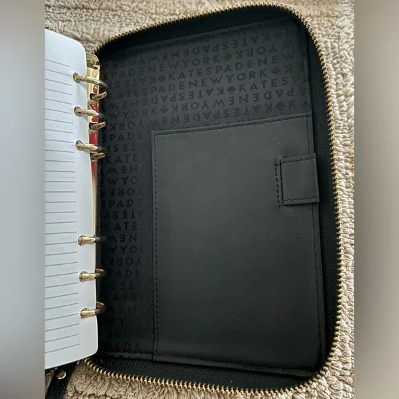 Kate Spade Agenda - Picture 3 of 13
